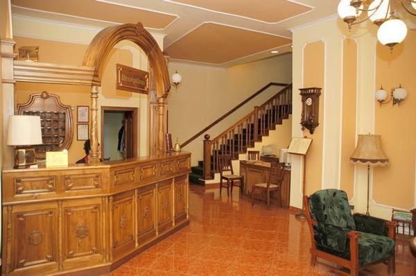 Hotel Astoria サトゥ・マーレ エクステリア 写真